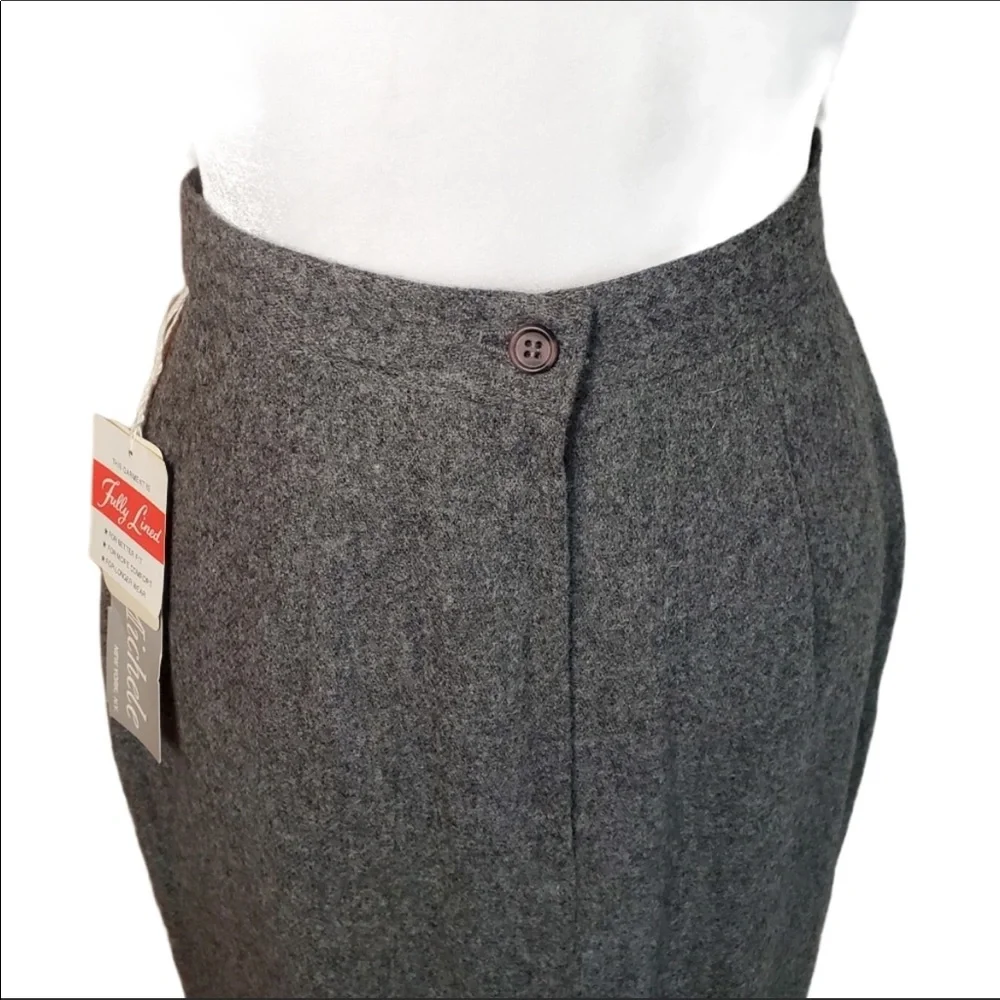 Pure Wool midi buttoned skirt - Picture 6 of 12
